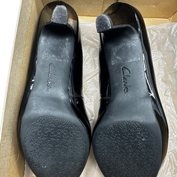 Clarks Brier Soft Cushion Black Patent Heels (8M) - Picture 5 of 10